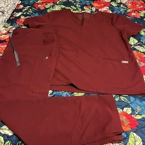 Large figs scrub set